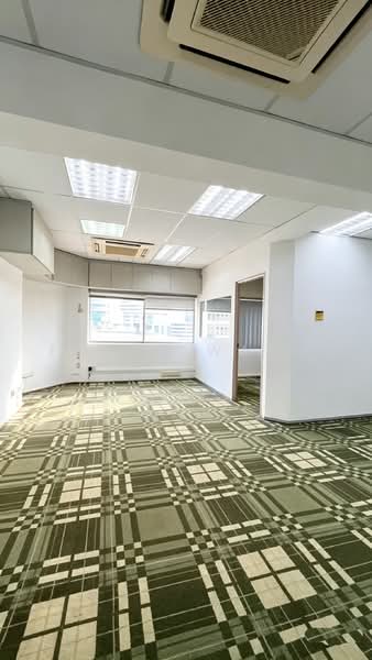 Textile Centre, 200 Jalan Sultan, 883 sqft, Office For Sale, by Elson Wang, 500214954 - Interior - CommercialGuru.com.sg