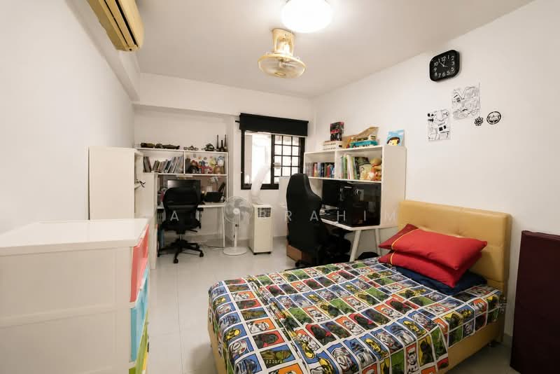 107 Jurong East Street 13, 107 Jurong East Street 13, 4 Bedrooms, 1,452 sqft, HDB Flat For Sale, by Fai Ibrahim, 500214955 - Bedroom 2 - PropertyGuru.com.sg