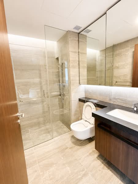 One Pearl Bank, 1 Pearl Bank, 2 Bedrooms, 743 sqft, Condominium For Sale, by Alex Yew, 500214964 - Bathroom - PropertyGuru.com.sg