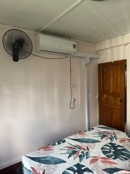 407 Pandan Gardens, 407 Pandan Gardens, Room Rental, 150 sqft, HDB Flat For Rent, by Michelle Tan, 500214976 - Bedroom - PropertyGuru.com.sg