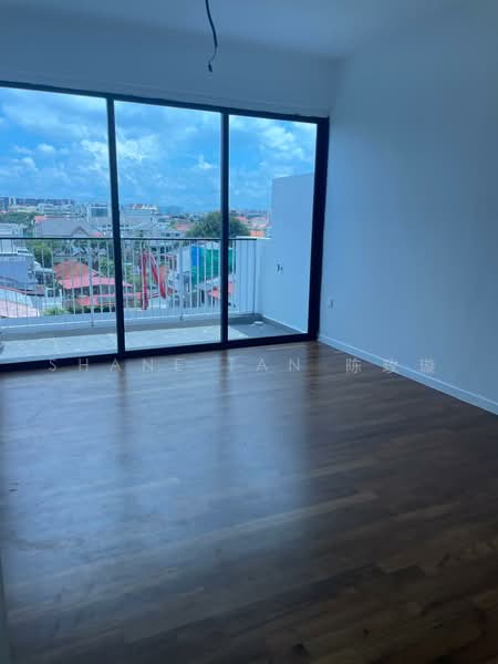 Kovan Jewel, 51 Kovan Road, 4 Bedrooms, 1,991 sqft, Condominium For Sale, by Shane Tan 陈玫璇, 500214981 - Balcony - PropertyGuru.com.sg