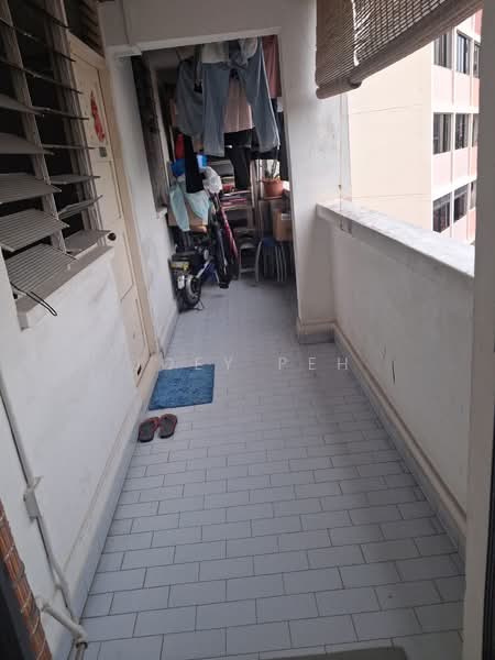 99 Commonwealth Crescent, 99 Commonwealth Crescent, Alexandra / Commonwealth, 2 Bedrooms, 689 sqft, HDB Flat For Sale, by Joey Peh, 500214982 - Corridor Access - PropertyGuru.com.sg