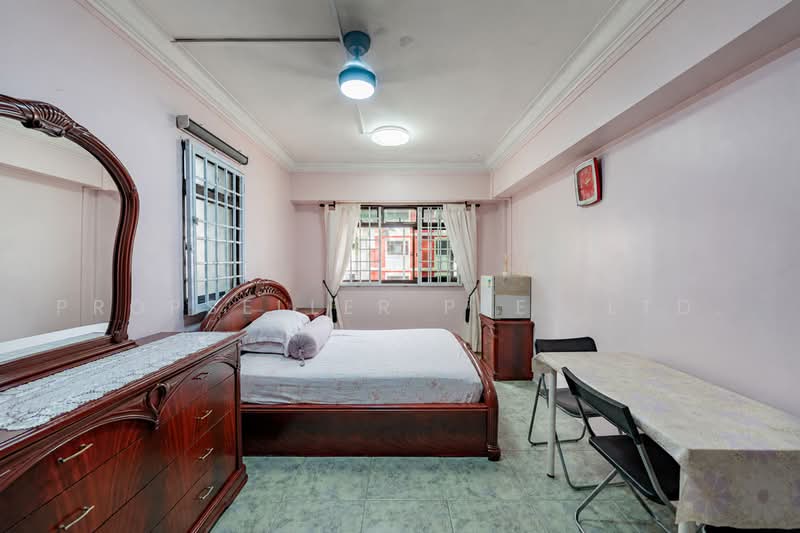311 Canberra Road, 311 Canberra Road, 3 Bedrooms, 1,292 sqft, HDB Flat For Sale, by Gina Tow, 500214983 - Bedroom - PropertyGuru.com.sg
