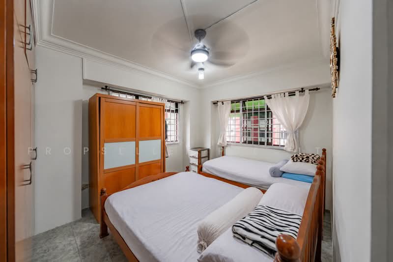 311 Canberra Road, 311 Canberra Road, 3 Bedrooms, 1,292 sqft, HDB Flat For Sale, by Gina Tow, 500214983 - Bedroom - PropertyGuru.com.sg