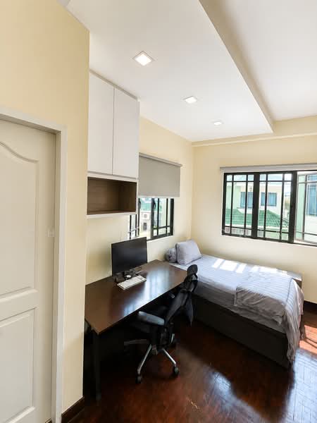 Kew Gate, Limau Garden, 3 Bedrooms, 2,325 sqft, Cluster House For Sale, by Charlotte Chin, 500214992 - Bedroom - PropertyGuru.com.sg