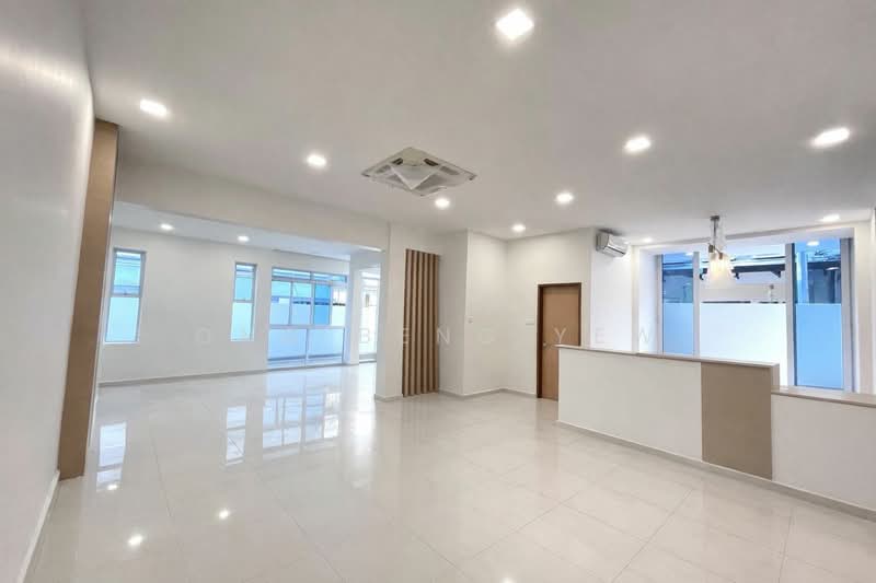 ⭐⭐⭐ Rare 5-Bedroom Landed Home for Rent Near Bayshore MRT!⭐⭐⭐, Upper East Coast Road / Sennett Road / Sennett Lane, 5 Bedrooms, 4,500 sqft, Detached House For Rent, by Ong Beng Yew, 500215004 - Interior - PropertyGuru.com.sg