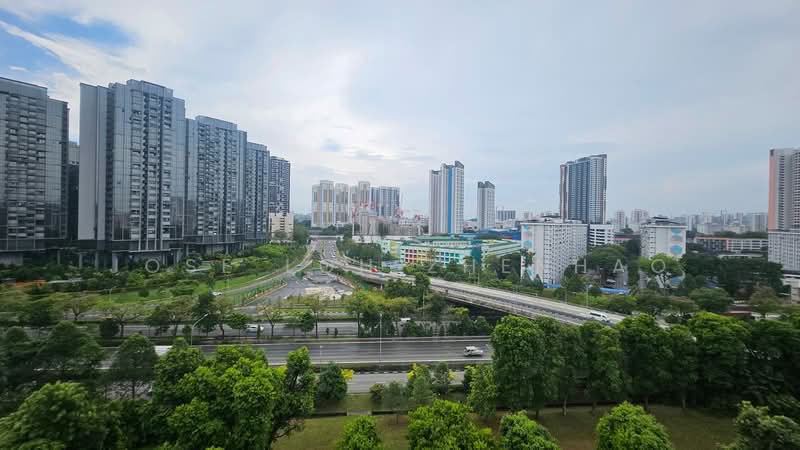 Hundred Trees, 93 West Coast Drive, 1 Bedroom, 484 sqft, Condominium For Sale, by Jose Loh Zhenhao, 500215009 - Exterior - PropertyGuru.com.sg