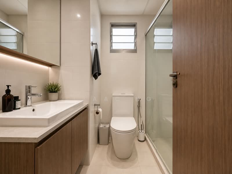 987C Buangkok Green, 987C Buangkok Green, 3 Bedrooms, 1,001 sqft, HDB Flat For Sale, by Isaac Ng, 500215015 - Bathroom - PropertyGuru.com.sg