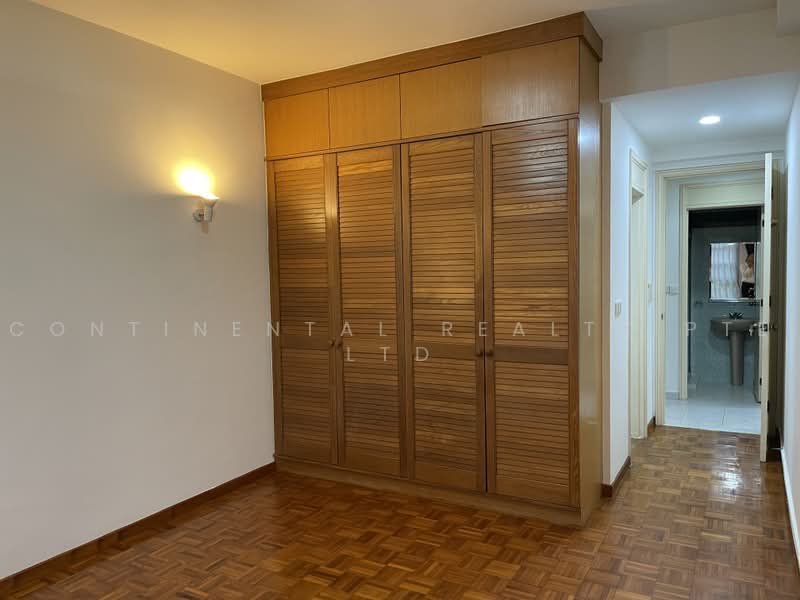 Central Green, 1 Jalan Membina, 2 Bedrooms, 947 sqft, Condominium For Rent, by DELIA, 500215025 - Corridor - PropertyGuru.com.sg
