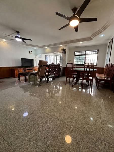 665 Choa Chu Kang Crescent, 665 Choa Chu Kang Crescent, 3 Bedrooms, 1,334 sqft, HDB Flat For Rent, by Matthew Seng, 500215028 - Living Room - PropertyGuru.com.sg