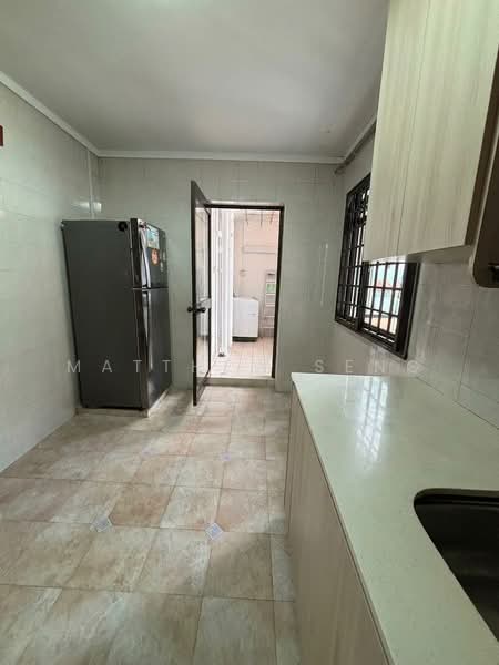 665 Choa Chu Kang Crescent, 665 Choa Chu Kang Crescent, 3 Bedrooms, 1,334 sqft, HDB Flat For Rent, by Matthew Seng, 500215028 - Kitchen - PropertyGuru.com.sg