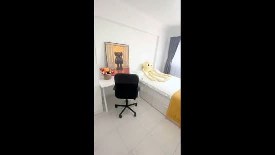 212 Jurong East Street 21, 212 Jurong East Street 21, Room Rental, 100 sqft, HDB Flat For Rent, by ling, 500215040 - PropertyGuru.com.sg