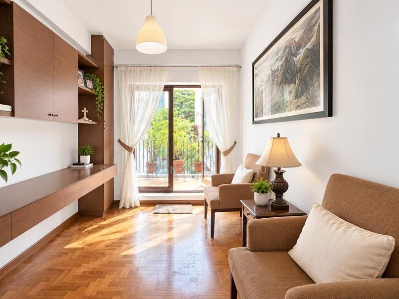 Rare 2.5 storey inter terrace near mrt and red swastika school, Tanah merah green estate / Peakview estate, Bedok / Upper East Coast, 5 Bedrooms, 4,500 sqft, Terraced House For Sale, by Serene Chua, 500215044 - Living Room - PropertyGuru.com.sg