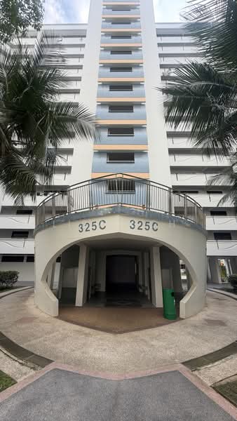 325C Sengkang East Way, 325C Sengkang East Way, 3 Bedrooms, 1,184 sqft, HDB Flat For Sale, by Lisa Goh, 500215059 - Exterior - PropertyGuru.com.sg