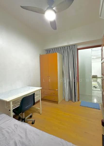 St Francis Court, 90 Saint Francis Road, Room Rental, 200 sqft, Apartment For Rent, by Michelle Cheong, 500215071 - Bedroom - PropertyGuru.com.sg