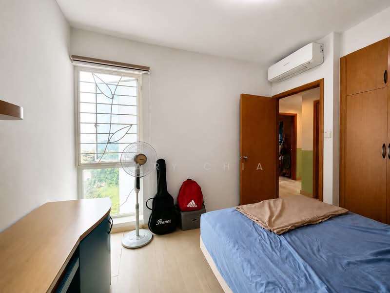 Guilin View, 22 Bukit Batok Street 52, 3 Bedrooms, 1,281 sqft, Condominium For Sale, by Gary Chia, 500215075 - Bedroom - PropertyGuru.com.sg