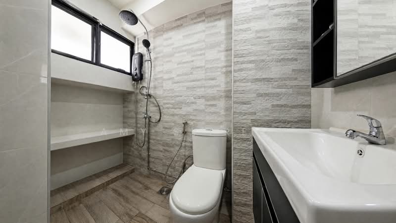 745 Pasir Ris Street 71, 745 Pasir Ris Street 71, 3 Bedrooms, 1,108 sqft, HDB Flat For Sale, by Amy Syireen, 500215078 - Bathroom - PropertyGuru.com.sg