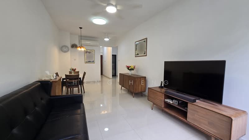 Ballota Park Condo, 152 Mariam Way, 2 Bedrooms, 990 sqft, Condominium For Rent, by Heng Heng, 500215083 - Living Room - PropertyGuru.com.sg