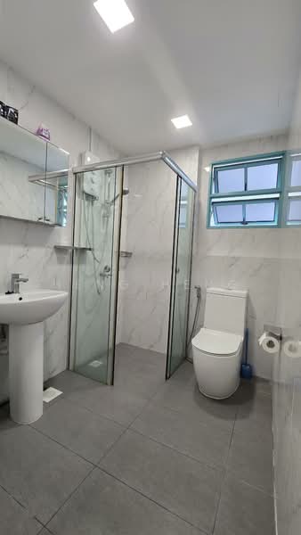 Ballota Park Condo, 152 Mariam Way, 2 Bedrooms, 990 sqft, Condominium For Rent, by Heng Heng, 500215083 - Bathroom - PropertyGuru.com.sg