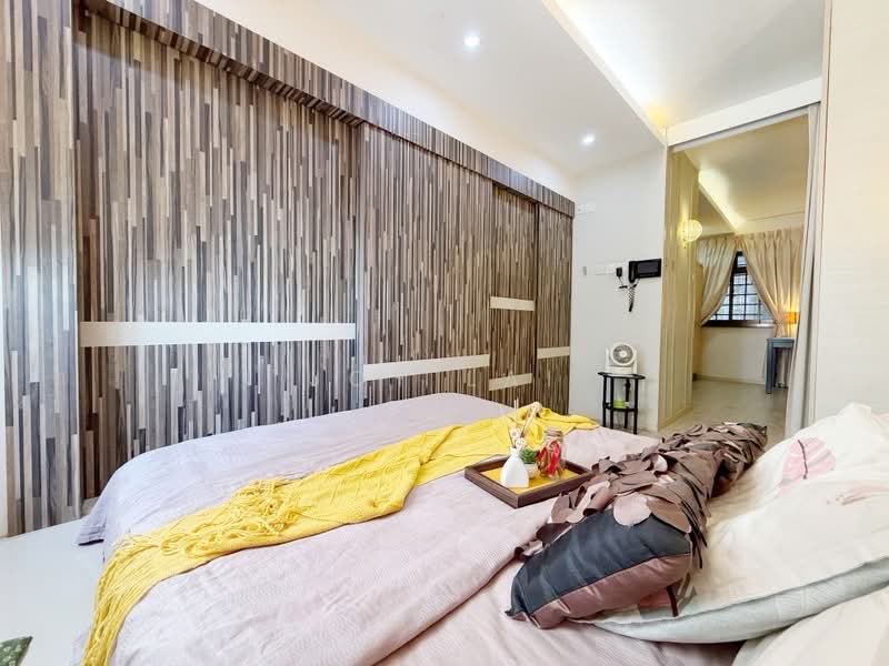 18 Cantonment Close, 18 Cantonment Close, 2 Bedrooms, 645 sqft, HDB Flat For Sale, by Joy Lai, 500215092 - PropertyGuru.com.sg
