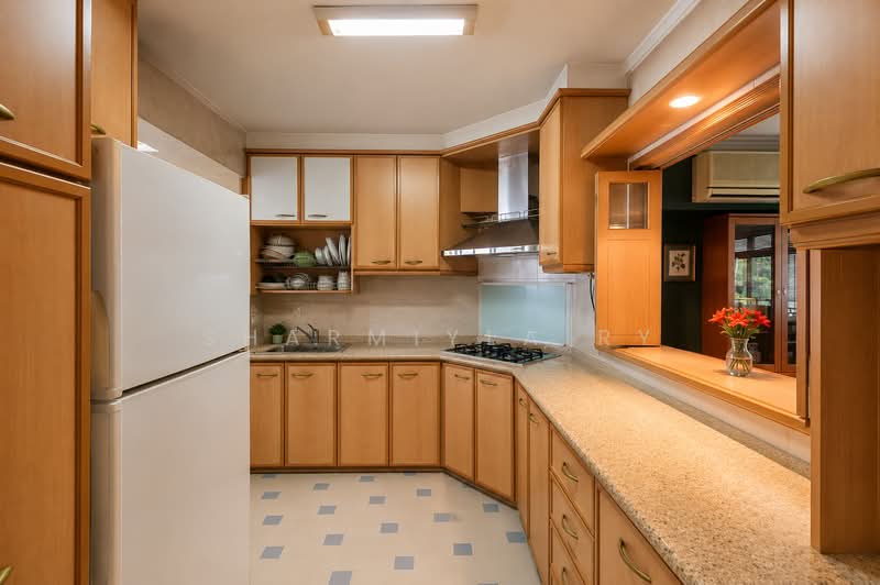 627 Bukit Batok Central, 627 Bukit Batok Central, 4 Bedrooms, 1,507 sqft, HDB Flat For Sale, by Sharmiyla Ry, 500215095 - Kitchen - PropertyGuru.com.sg
