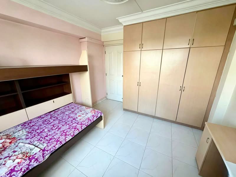 568 Pasir Ris Street 51, 568 Pasir Ris Street 51, 3 Bedrooms, 1,324 sqft, HDB Flat For Sale, by Lucas Gooi, 500215104 - Bedroom - PropertyGuru.com.sg