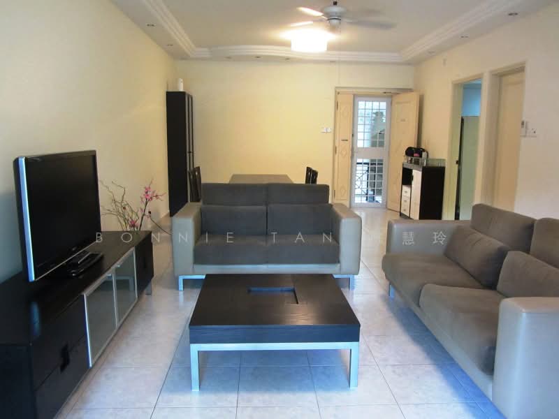 Emerald Park, 2 Indus Road, 2 Bedrooms, 990 sqft, Condominium For Sale, by Bonnie Tan 陈慧玲, 500215127 - Living Room - PropertyGuru.com.sg