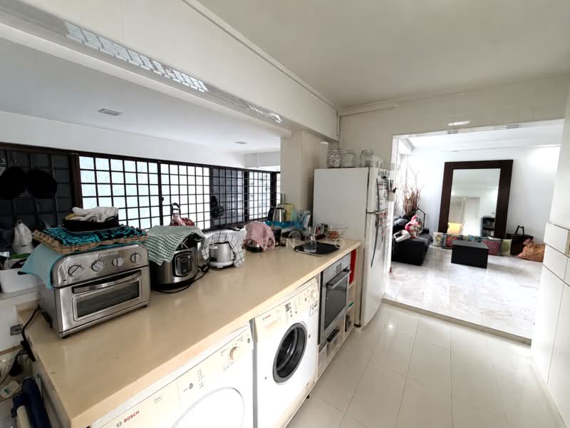 283 Tampines Street 22, 283 Tampines Street 22, 2 Bedrooms, 904 sqft, HDB Flat For Sale, by Kaven Oh, 500215131 - Kitchen - PropertyGuru.com.sg