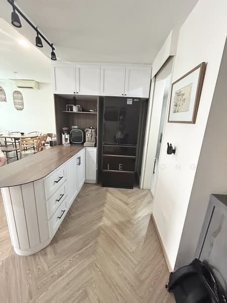 The Minton, 12B Hougang Street 11, 3 Bedrooms, 1,335 sqft, Condominium For Rent, by Stefanie Wong, 500215144 - Kitchen - PropertyGuru.com.sg