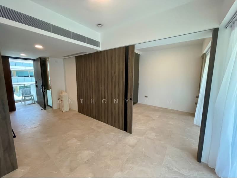 The Reef at King's Dock, 2 Harbourfront Avenue, 1 Bedroom, 484 sqft, Condominium For Sale, by Anthony Low, 500215153 - PropertyGuru.com.sg