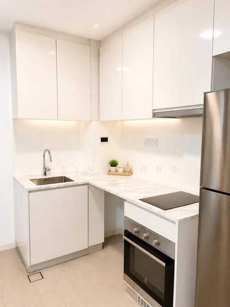 Roots @ Transit, 9 Transit Road, 2 Bedrooms, 581 sqft, Apartment For Sale, by Delvin Ong, 500215163 - Kitchen - PropertyGuru.com.sg