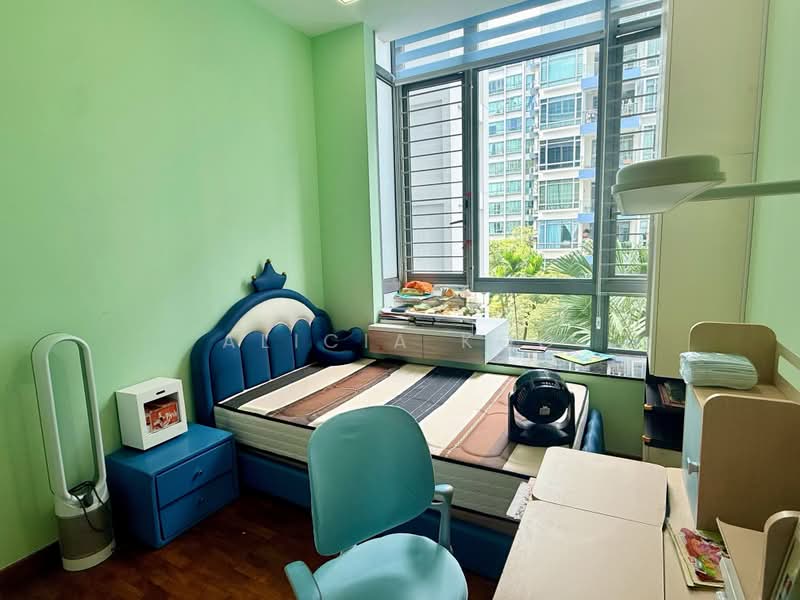Carabelle, 67 West Coast Way, 3 Bedrooms, 1,259 sqft, Condominium For Sale, by Alicia Koo, 500215177 - Bedroom 1 - PropertyGuru.com.sg
