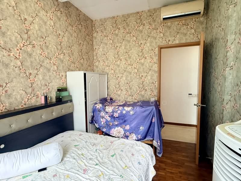 Carabelle, 67 West Coast Way, 3 Bedrooms, 1,259 sqft, Condominium For Sale, by Alicia Koo, 500215177 - Bedroom 2 - PropertyGuru.com.sg