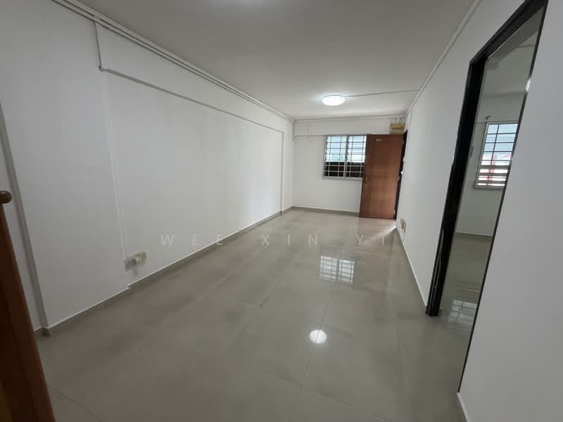 215 Yishun Street 21, 215 Yishun Street 21, 2 Bedrooms, 721 sqft, HDB Flat For Sale, by Wee Xin Yi, 500215185 - Interior - PropertyGuru.com.sg