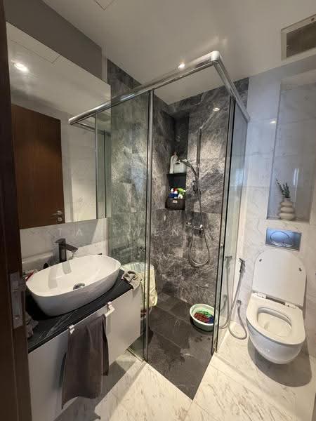Spottiswoode 18, 18 Spottiswoode Park Road, Chinatown / Tanjong Pagar, 2 Bedrooms, 635 sqft, Condominium For Rent, by Tan Wen Xin, 500215188 - Bathroom - PropertyGuru.com.sg
