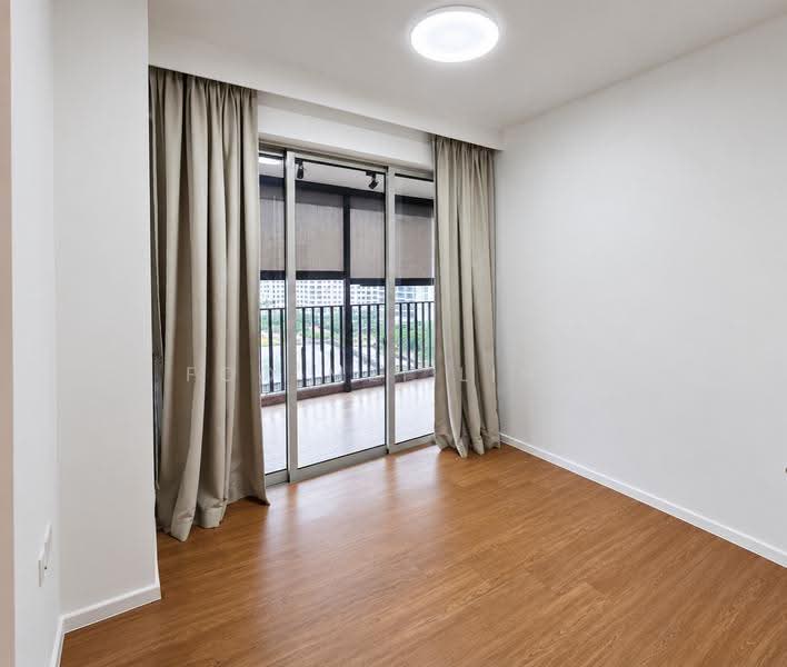 Heron Bay, Upper Serangoon View, Hougang / Punggol / Sengkang, 4 Bedrooms, 1,281 sqft, Executive Condominium For Rent, by Foo Mei Ling, 500215190 - Balcony - PropertyGuru.com.sg