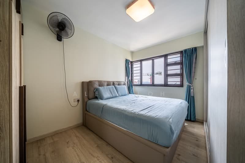 30 Ghim Moh Link, 30 Ghim Moh Link, 3 Bedrooms, 1,001 sqft, HDB Flat For Sale, by Alexa Loh, 500215198 - Master Bedroom - PropertyGuru.com.sg