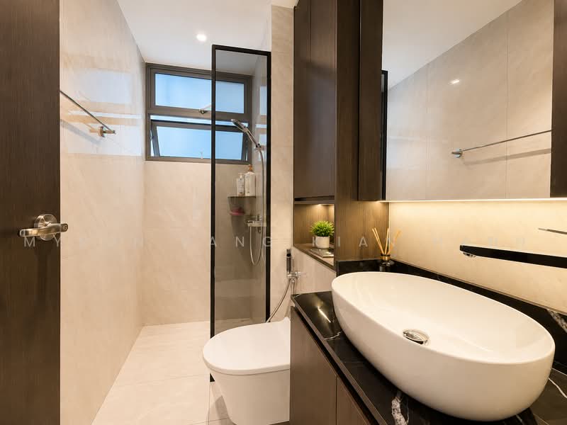 The Lanai, 144 Hillview Avenue, 3 Bedrooms, 1,044 sqft, Condominium For Sale, by Myron Pang Kian Hann, 500215200 - Bathroom - PropertyGuru.com.sg