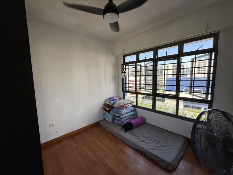 334C Anchorvale Crescent, 334C Anchorvale Crescent, 2 Bedrooms, 721 sqft, HDB Flat For Sale, by Alfa Affendi, 500215202 - Common Bedroom - PropertyGuru.com.sg
