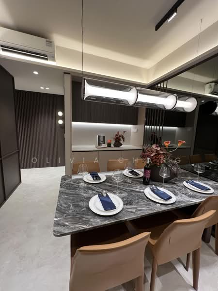 Hudson Place Residences, Buona Vista / West Coast / Clementi New Town, 3 Bedrooms, 1,055 sqft, Condominium For Sale, by Olivia Chang, 500215213 - Dining Room - PropertyGuru.com.sg