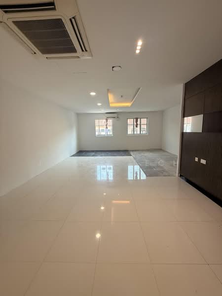 Joo Chiat Road 2nd Storey Shophouse, Joo Chiat Road, 1,100 sqft, Shop / Shophouse For Rent, by Joshua Tech, 500215220 - Interior - CommercialGuru.com.sg