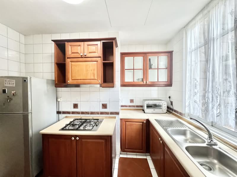 Cavendish Park, 18 Pine Grove, 2 Bedrooms, 926 sqft, Condominium For Sale, by Jayden Toh, 500215224 - Kitchen - PropertyGuru.com.sg