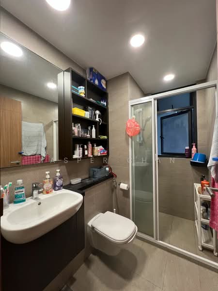 Parc Central Residences, 131 Tampines Street 86, Room Rental, 150 sqft, Executive Condominium For Rent, by Jasper Chan, 500215225 - Bathroom - PropertyGuru.com.sg