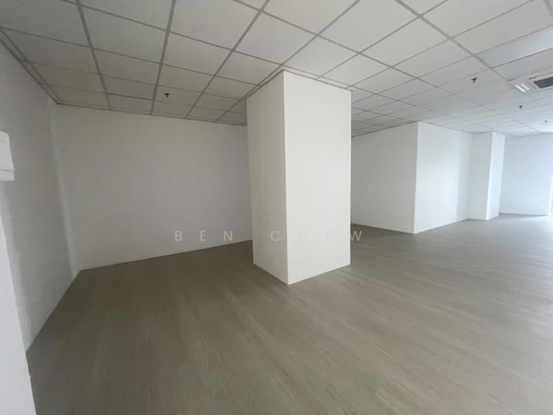 Tradehub 21, 18 Boon Lay Way, 1,259 sqft, Light Industrial (B1) For Rent, by Ben Chew, 500215234 - Interior - CommercialGuru.com.sg