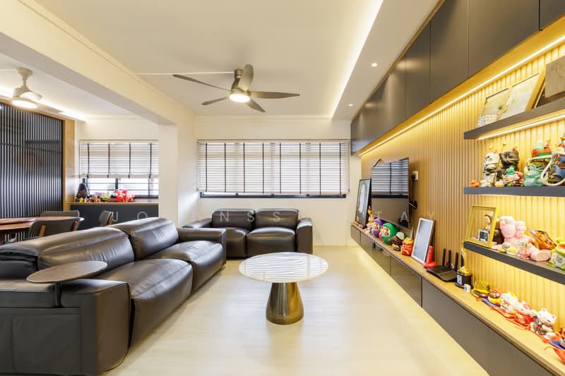 408 Woodlands Street 41, 408 Woodlands Street 41, 3 Bedrooms, 1,141 sqft, HDB Flat For Sale, by Johansson Tay, 500215238 - Living Room - PropertyGuru.com.sg