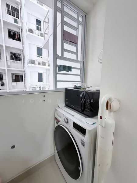 The Tampines Trilliant, 25 Tampines Central 7, 3 Bedrooms, 872 sqft, Executive Condominium For Rent, by Joanne Wang, 500215239 - Balcony - PropertyGuru.com.sg