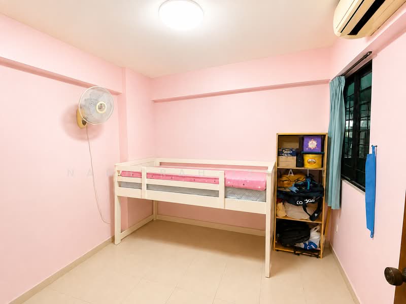 510 Woodlands Drive 14, 510 Woodlands Drive 14, 4 Bedrooms, 1,345 sqft, HDB Flat For Sale, by Nadhirah Ismail, 500215244 - Bedroom - PropertyGuru.com.sg