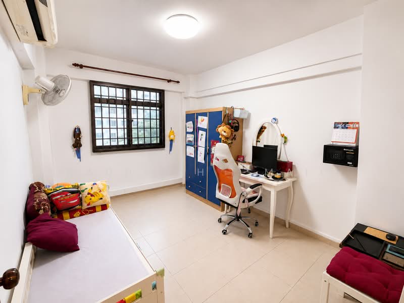 510 Woodlands Drive 14, 510 Woodlands Drive 14, 4 Bedrooms, 1,345 sqft, HDB Flat For Sale, by Nadhirah Ismail, 500215244 - Bedroom - PropertyGuru.com.sg