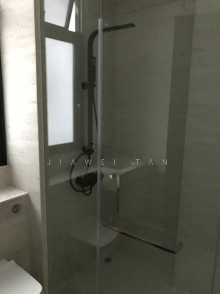 The Asana, 17 Queen's Road, 1 Bedroom, 398 sqft, Condominium For Rent, by Jiawei Tan, 500215246 - Bathroom - PropertyGuru.com.sg