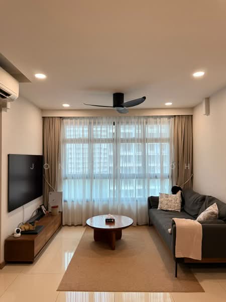 420C Northshore Drive, 420C Northshore Drive, 3 Bedrooms, 1,012 sqft, HDB Flat For Sale, by Jonathan Koh, 500215260 - Living Room - PropertyGuru.com.sg